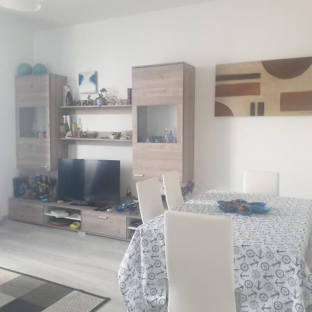 Appartamento In Centro Vista Mare Sant'Antioco Exterior photo