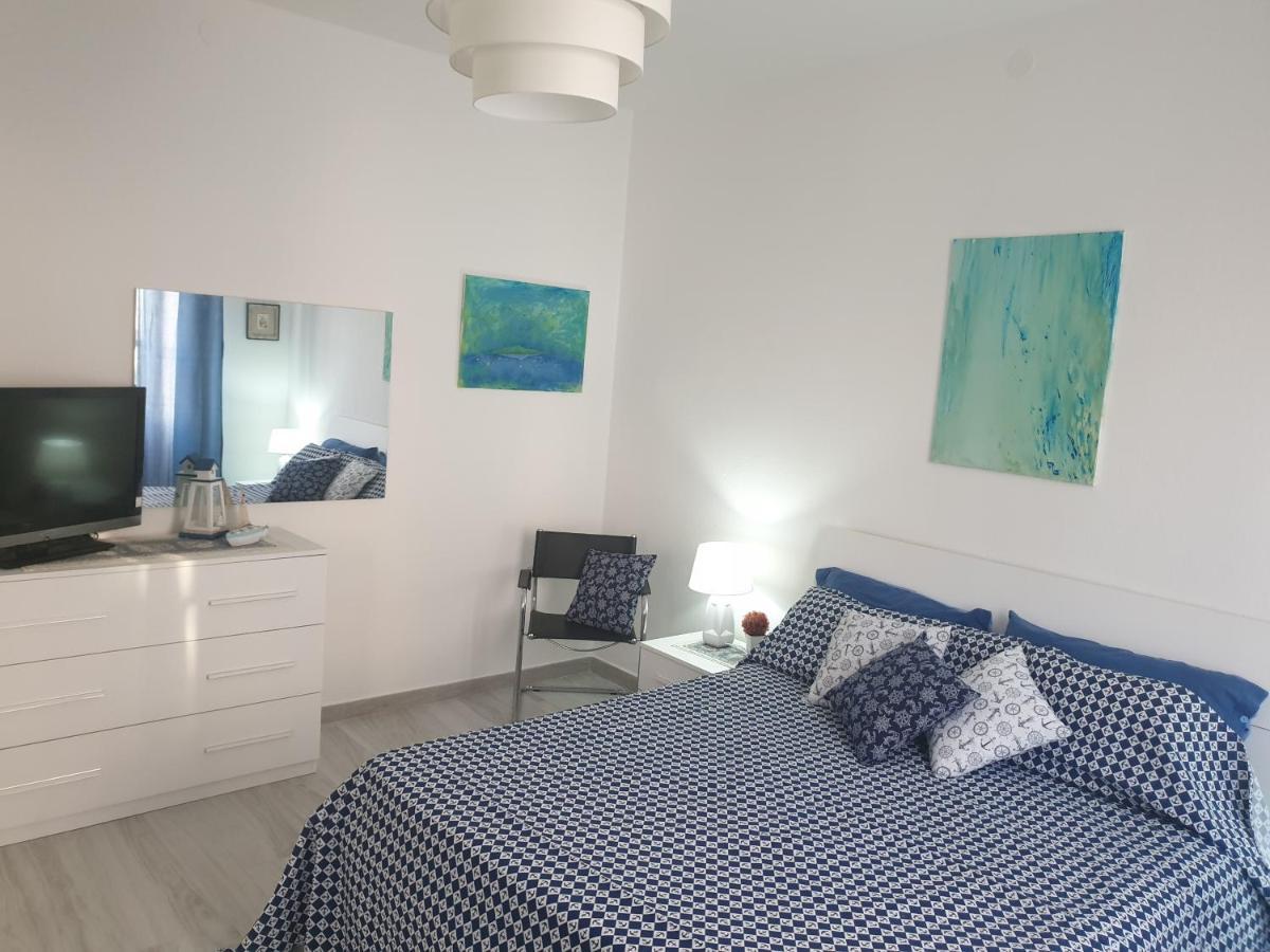 Appartamento In Centro Vista Mare Sant'Antioco Exterior photo